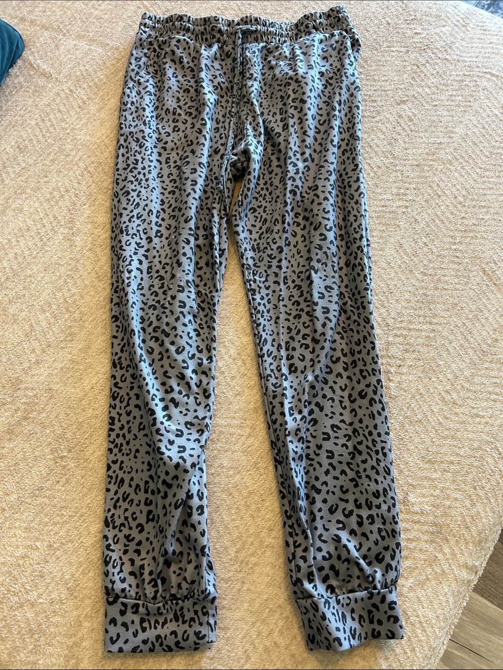 🖤Womens Gray Leopard Print Jogger Pants